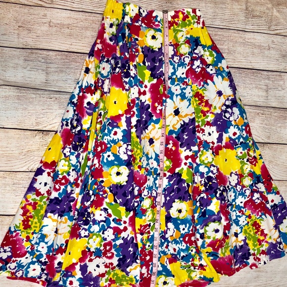 Warner Brothers Flower Shirt and Skirt Set - Picture 8 of 8